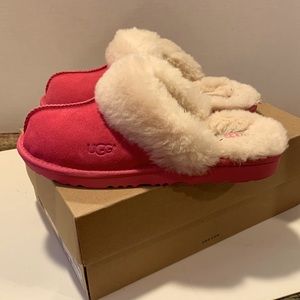 NWT UGG Cozy II Slippers